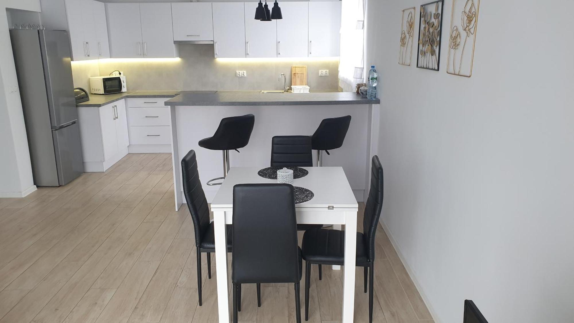 Apartment Z Tarasem W Centrum Kielc Z Prywatnym Parkingiem